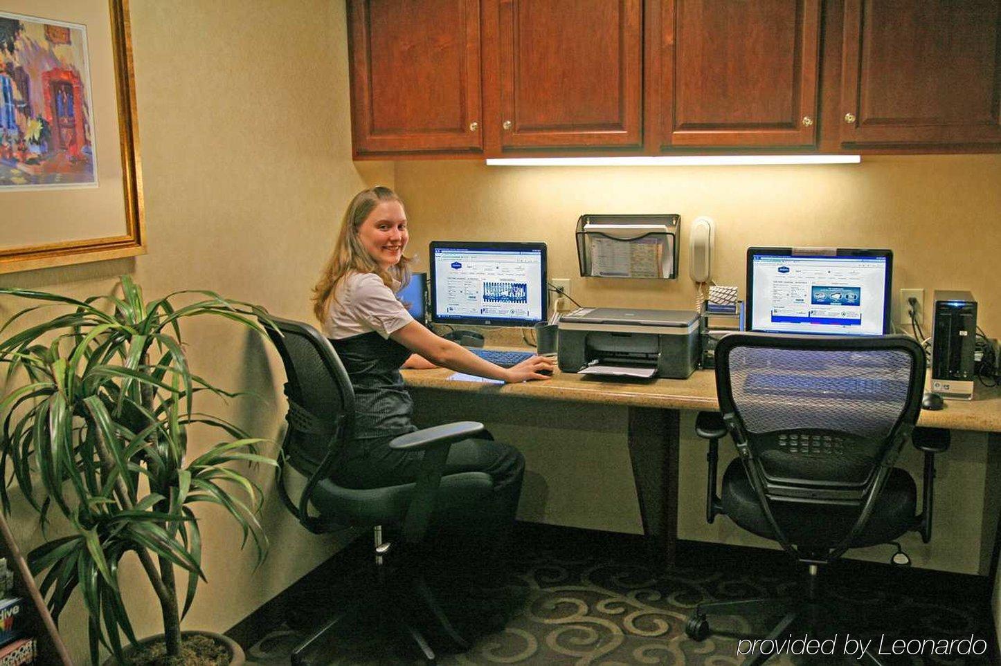 Hampton Inn & Suites Phoenix-Surprise Létesítmények fotó